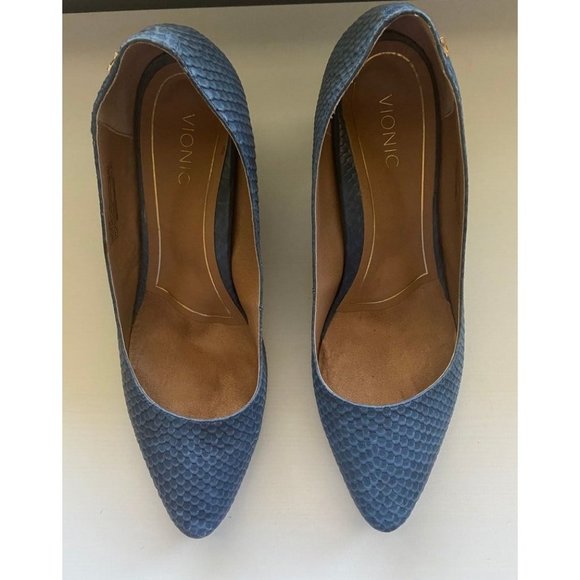 Vionic Blue Classic Heels - Picture 3 of 9
